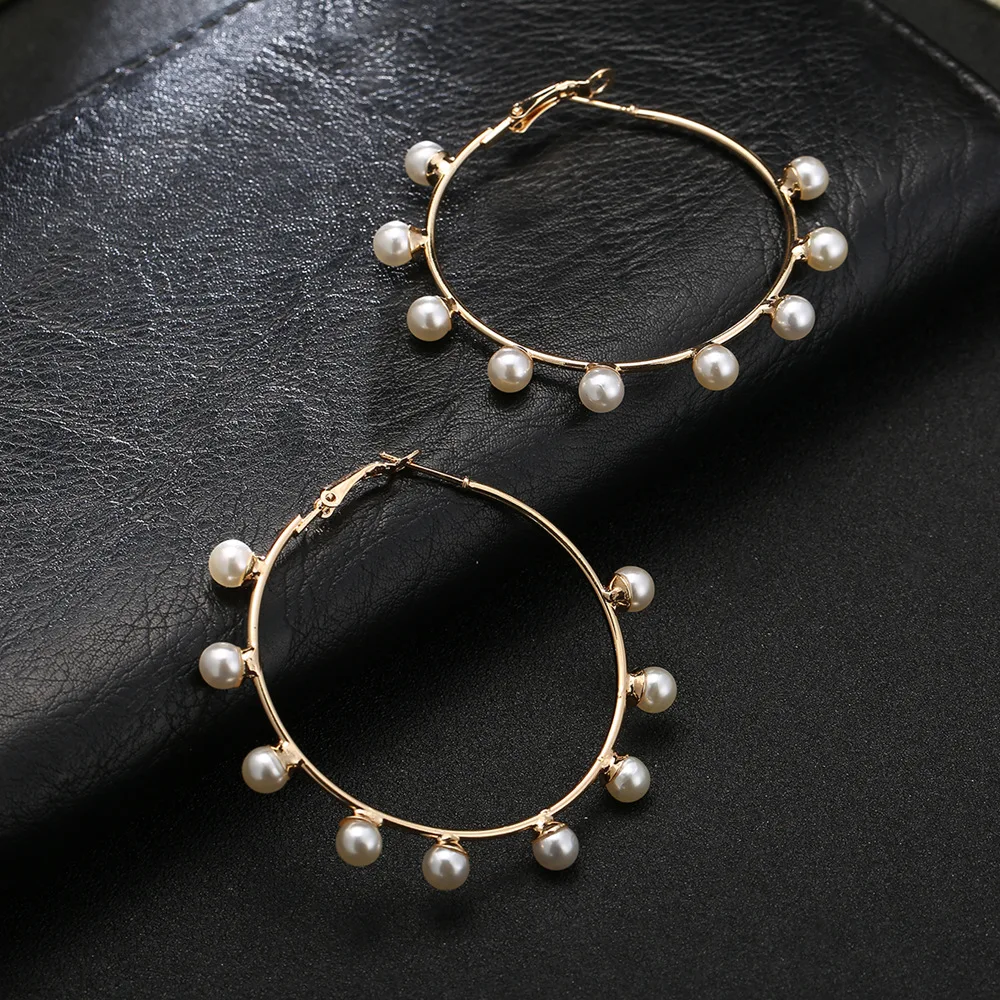 Pearl Big Earrings Fashion Imitation Geometric Gold Circle Earrings Exaggerated Temperament Earrings Women Creative Models Gifts
Pearl Big Earrings Fashion Imitation Geometric Gold Circle Earrings Exaggerated Temperament Earrings Women Creative Models Gifts