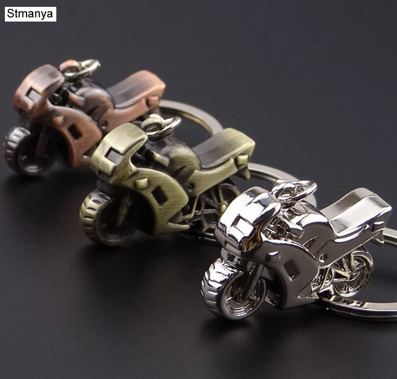 New Fashion Mini Luxury metal Keychain Car Key Chain Key Ring Motorcycle chain 4color pendant For Man Women Gift wholesale 17160
New Fashion Mini Luxury metal Keychain Car Key Chain Key Ring Motorcycle chain 4color pendant For Man Women Gift wholesale 17160