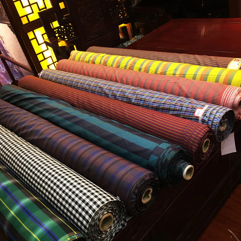 Heavy weight pure silk fabric Qipao long skirt silk fabric yarn dyed silk fabric
Heavy weight pure silk fabric Qipao long skirt silk fabric yarn dyed silk fabric