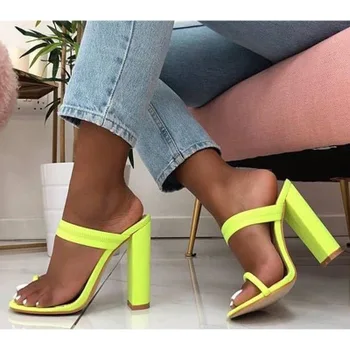 Korean version of the wild trend word with a set of toe thick with sandals and slippers high heels women
Korean version of the wild trend word with a set of toe thick with sandals and slippers high heels women