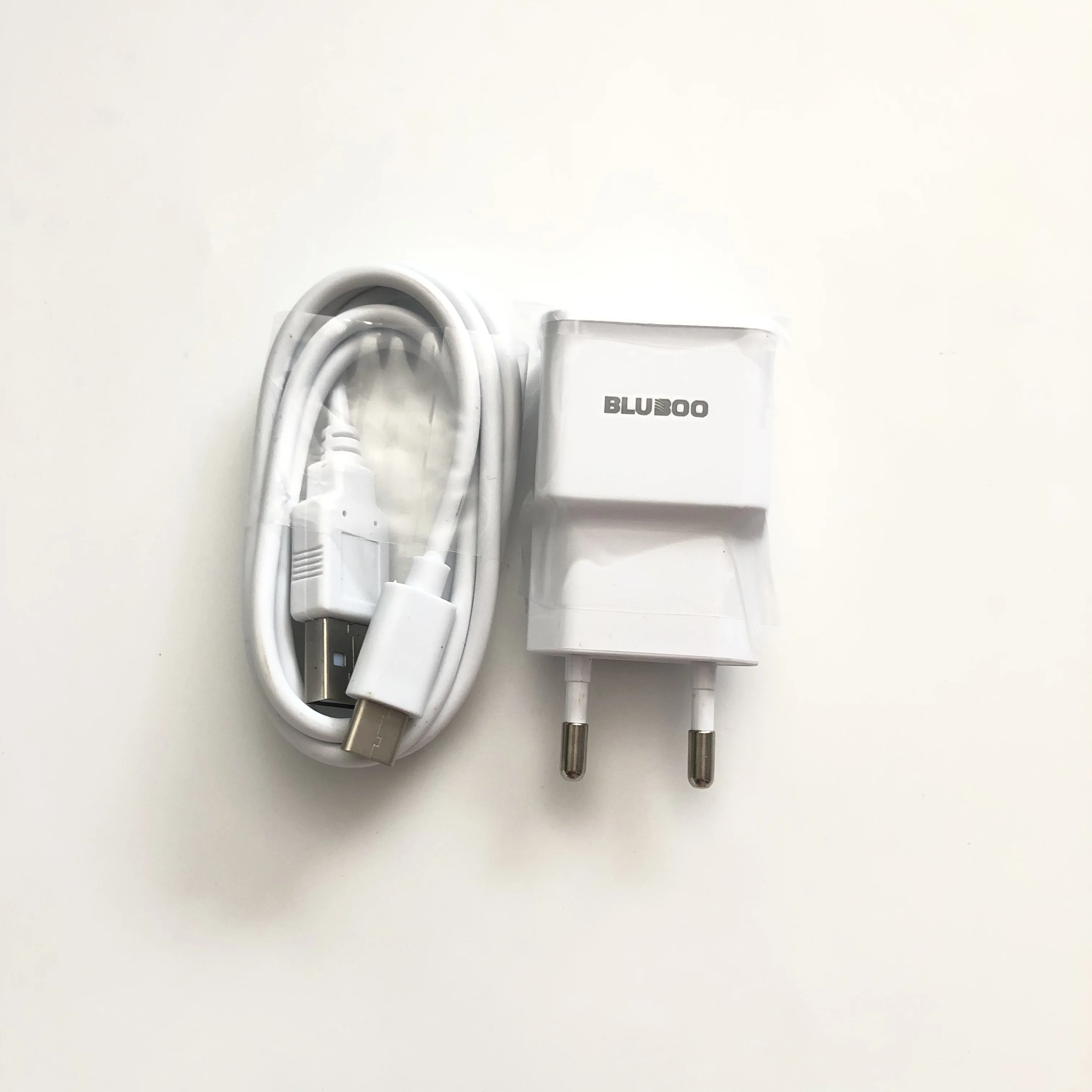 BLUBOO S1 New Travel Charger + USB Cable USB Line For BLUBOO S1 MTK6757 Octa Core 5.5''FHD 1920x1080
BLUBOO S1 New Travel Charger + USB Cable USB Line For BLUBOO S1 MTK6757 Octa Core 5.5''FHD 1920x1080