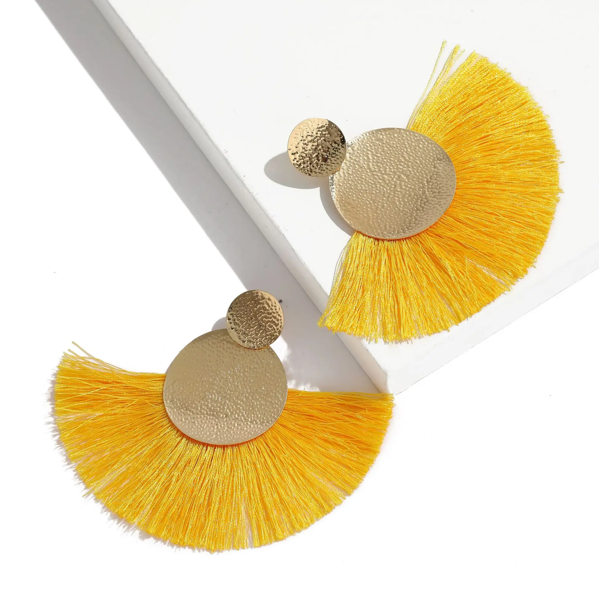 2019 New Women's Fashion Fan Shaped Tassel Drop Dangles Earrings for Women Big Statement Boho Bohmiean Earrings Fringe Gift
2019 New Women's Fashion Fan Shaped Tassel Drop Dangles Earrings for Women Big Statement Boho Bohmiean Earrings Fringe Gift