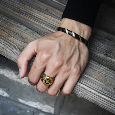 Onlysda Stainless steel eagle Animal Opendring for man Gold colour Punk rock jewelry gift Dropshipping OSR134
Onlysda Stainless steel eagle Animal Opendring for man Gold colour Punk rock jewelry gift Dropshipping OSR134