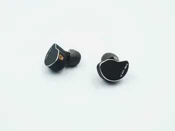 LZ Z04A Carbon Nanocoated Dynamic Driver MMCX Detachable HiFi High-Fidelity In-ear Earphones
LZ Z04A Carbon Nanocoated Dynamic Driver MMCX Detachable HiFi High-Fidelity In-ear Earphones
