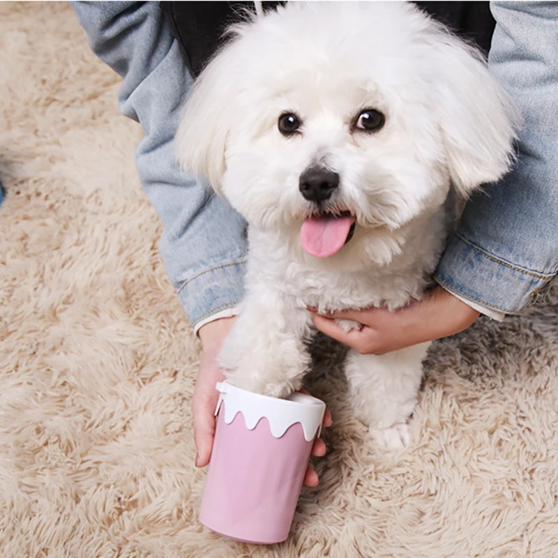 NEW Design Portable Pet Cats Dogs Foot Wash Cup for Cleaning Tool Soft Plastic Washing Brush Paw Accessories | Дом и сад