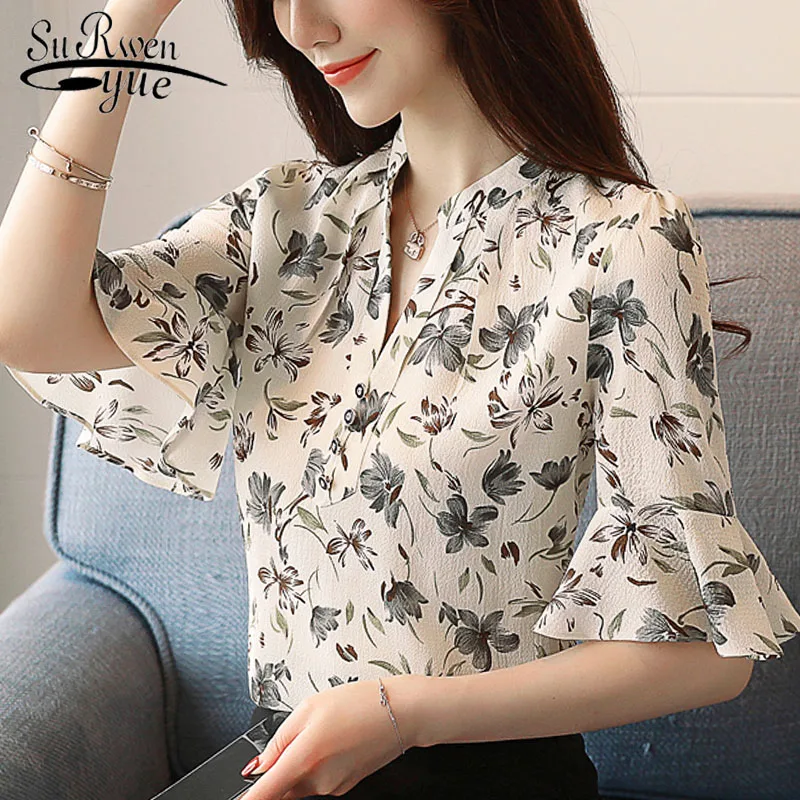 Womens tops and blouses 2019 ladies tops chiffon blouse for women shirts Flare Sleeve Button short floral printed V-Neck 4099 50
Womens tops and blouses 2019 ladies tops chiffon blouse for women shirts Flare Sleeve Button short floral printed V-Neck 4099 50