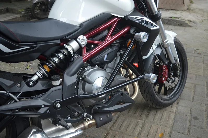 Benelli BJ300 BN302S Sliders Guards Engine Crash Bungs Protectors Motorcycle Side Safety Bumpers
Benelli BJ300 BN302S Sliders Guards Engine Crash Bungs Protectors Motorcycle Side Safety Bumpers