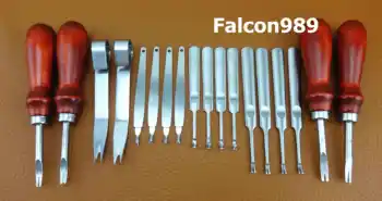 18pcs Leather Craft Groover Edge Beveler Skiving Craft Tool Kit Leather Tool Set Sewing Stitching Edging Creasing Cutter Knife
18pcs Leather Craft Groover Edge Beveler Skiving Craft Tool Kit Leather Tool Set Sewing Stitching Edging Creasing Cutter Knife