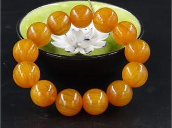 A collection of rare natural products Tibet gold bracelet beads hand crafts on Yak horn
A collection of rare natural products Tibet gold bracelet beads hand crafts on Yak horn