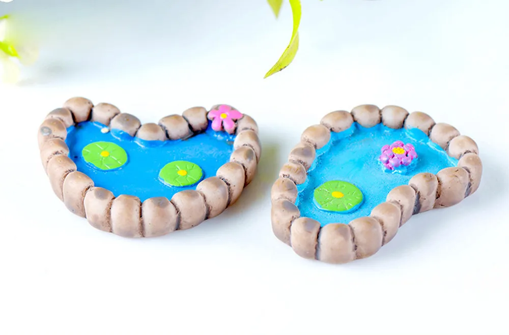 Resin Miniature Simulation Lotus Pond DIY Craft Home Garden Decoration Simulated Lotus Pool Arrangement A30312
Resin Miniature Simulation Lotus Pond DIY Craft Home Garden Decoration Simulated Lotus Pool Arrangement A30312
