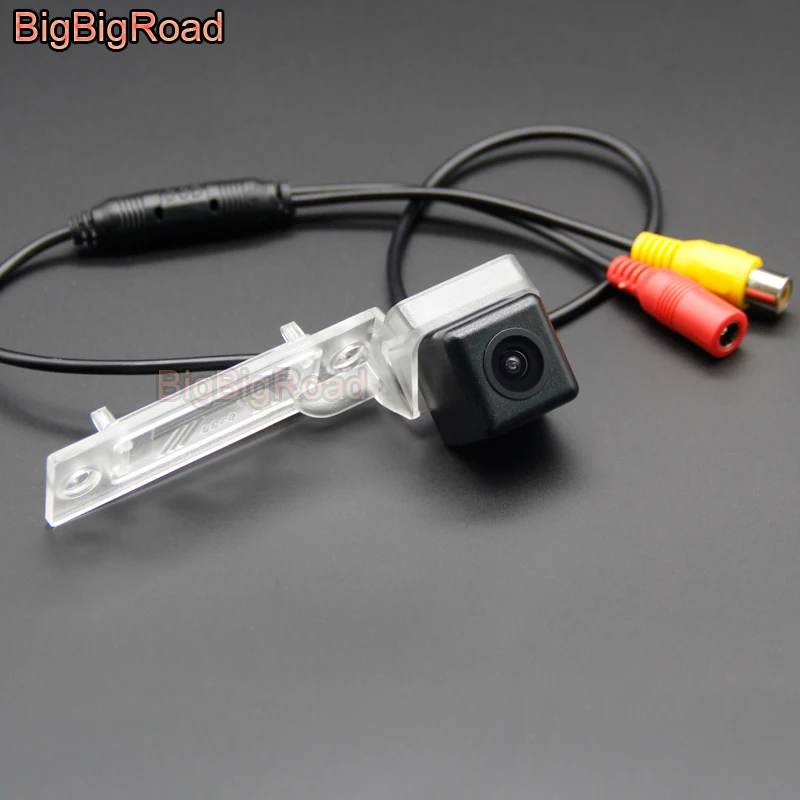 BigBigRoad For Volkswagen Transporter 2003-2015 / Tiguan 2012 / Sagitar 2009 2010 Caravelle California Car Rear View CCD Camera
BigBigRoad For Volkswagen Transporter 2003-2015 / Tiguan 2012 / Sagitar 2009 2010 Caravelle California Car Rear View CCD Camera