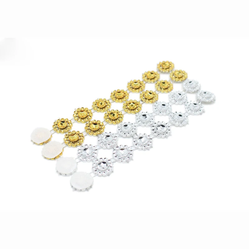 Upscale Exquisite Crystal mesh drill Sunflower napkin buckles napkin ring clasp Wedding Party Table Decoration 100 pcs/lot
Upscale Exquisite Crystal mesh drill Sunflower napkin buckles napkin ring clasp Wedding Party Table Decoration 100 pcs/lot