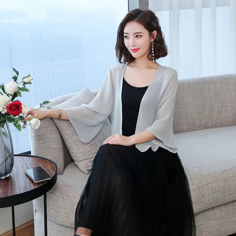 3xl Summer Elegant Thin Plus size Woman Female Solid Loose Cardigan Beachwear Cropped See Through Jacket Shrug Sweet Casual Coat
3xl Summer Elegant Thin Plus size Woman Female Solid Loose Cardigan Beachwear Cropped See Through Jacket Shrug Sweet Casual Coat