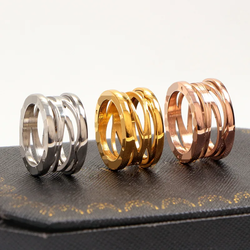 TYME Titanium Steel Brand lover's hollow ring Gold Silver Color Classic Screw Couple Rings for Woman Man Gift anillos mujer
TYME Titanium Steel Brand lover's hollow ring Gold Silver Color Classic Screw Couple Rings for Woman Man Gift anillos mujer