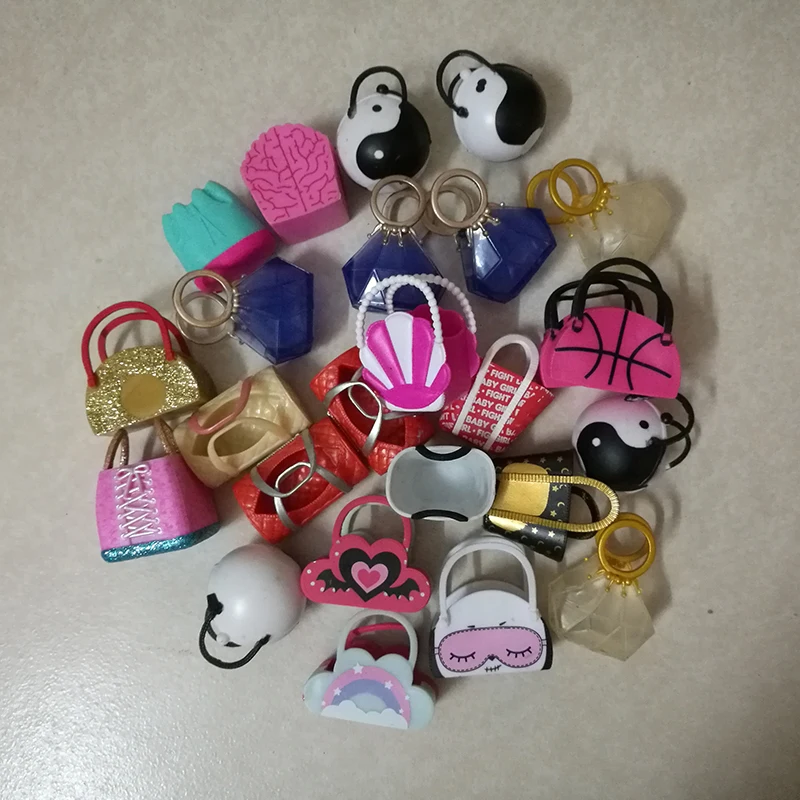 1Pc Can Choose Original Lols Sisters Doll Accessories Handbag Backpack Accessories DIY Toys
1Pc Can Choose Original Lols Sisters Doll Accessories Handbag Backpack Accessories DIY Toys