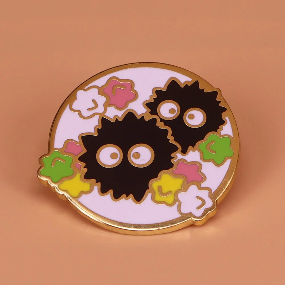 Soot sprite enamel pin rainbow stars brooch Hayao Miyazaki Spirited Away badge anime jewelry cute ghost pins Halloween accessory
Soot sprite enamel pin rainbow stars brooch Hayao Miyazaki Spirited Away badge anime jewelry cute ghost pins Halloween accessory