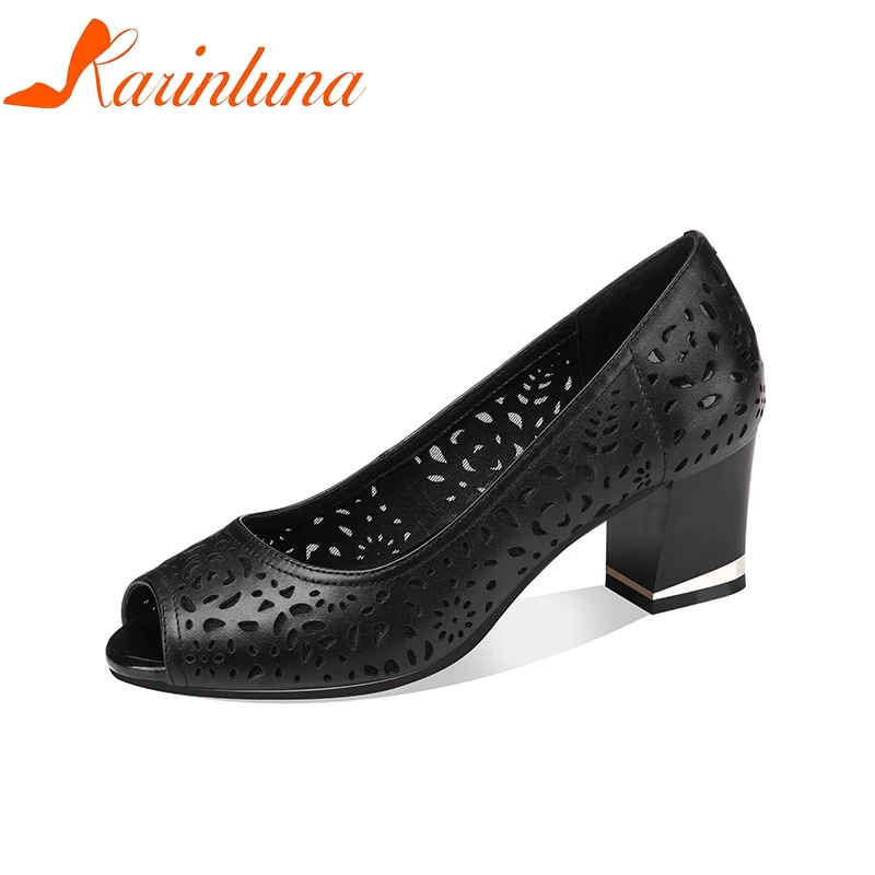 KARINLUNA 2018 Cow Leather Fashion Peep Toe Women Pumps Shoes Woman Chunky Heel Slip On Black Woman Shoes Big Size 33-41
KARINLUNA 2018 Cow Leather Fashion Peep Toe Women Pumps Shoes Woman Chunky Heel Slip On Black Woman Shoes Big Size 33-41