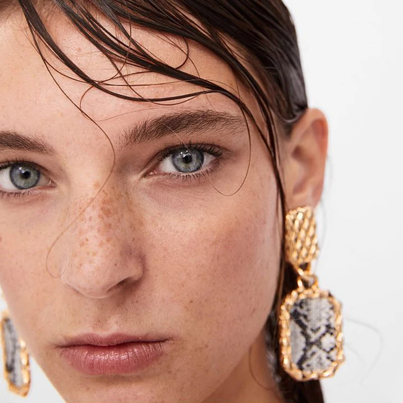 ZHINI Multicolored Metal Drop Dangle Earrings For Women Fashion Wedding Party Christmas Gifts Bohemian Drop Earrings Wholesale
ZHINI Multicolored Metal Drop Dangle Earrings For Women Fashion Wedding Party Christmas Gifts Bohemian Drop Earrings Wholesale