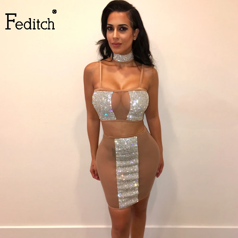 Feditch 2019 New Crystal Mesh Party Dress Women Sexy Backless Bodycon Sequin Dress Clubwear Lady Spaghetti Strap Dress Vestidos
Feditch 2019 New Crystal Mesh Party Dress Women Sexy Backless Bodycon Sequin Dress Clubwear Lady Spaghetti Strap Dress Vestidos