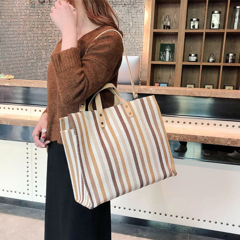 2019 Designer Big Shopper Bag Tote Large Capacity Casual Women Handbag Purses Female Handbag High Quality Ladies Office Bag A4
2019 Designer Big Shopper Bag Tote Large Capacity Casual Women Handbag Purses Female Handbag High Quality Ladies Office Bag A4