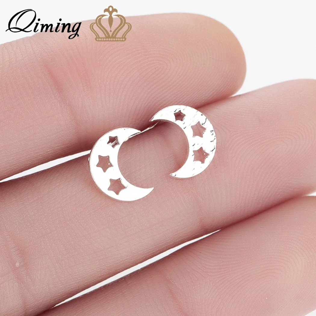 QIMING Hollow Star Crescent Moon Earrings Women Children Korean Jewelry Accessories Celestial Silver Cute Stud Earrings Gift
QIMING Hollow Star Crescent Moon Earrings Women Children Korean Jewelry Accessories Celestial Silver Cute Stud Earrings Gift