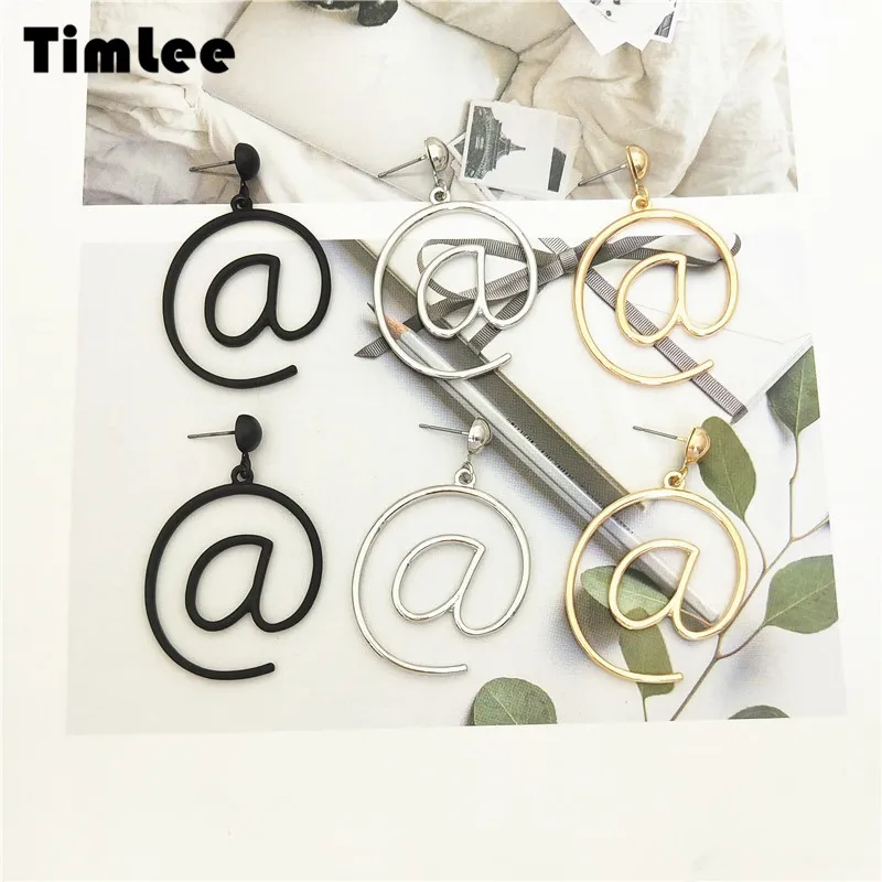 Timlee E231Fashion Temperamental Texture Letter Symbol @ Metal Drop Earrings Exaggeration Accessories Wholesale
Timlee E231Fashion Temperamental Texture Letter Symbol @ Metal Drop Earrings Exaggeration Accessories Wholesale