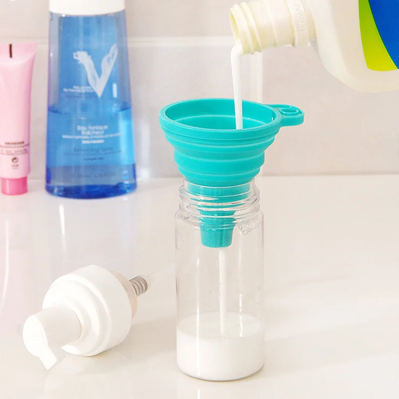 Kithcen Silicone Gel Foldable Funnel Hopper Collapsible Style Cooking Gadgets Useful Products For Kitchen
Kithcen Silicone Gel Foldable Funnel Hopper Collapsible Style Cooking Gadgets Useful Products For Kitchen