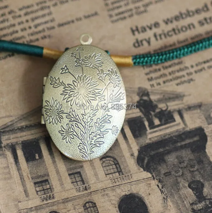 100pcs Wholesale Antique Bronze 24*41mm Oval PHOTO LOCKET Blank Necklace Pendant & Charm Finding and Setting for Jewelry Making
100pcs Wholesale Antique Bronze 24*41mm Oval PHOTO LOCKET Blank Necklace Pendant & Charm Finding and Setting for Jewelry Making