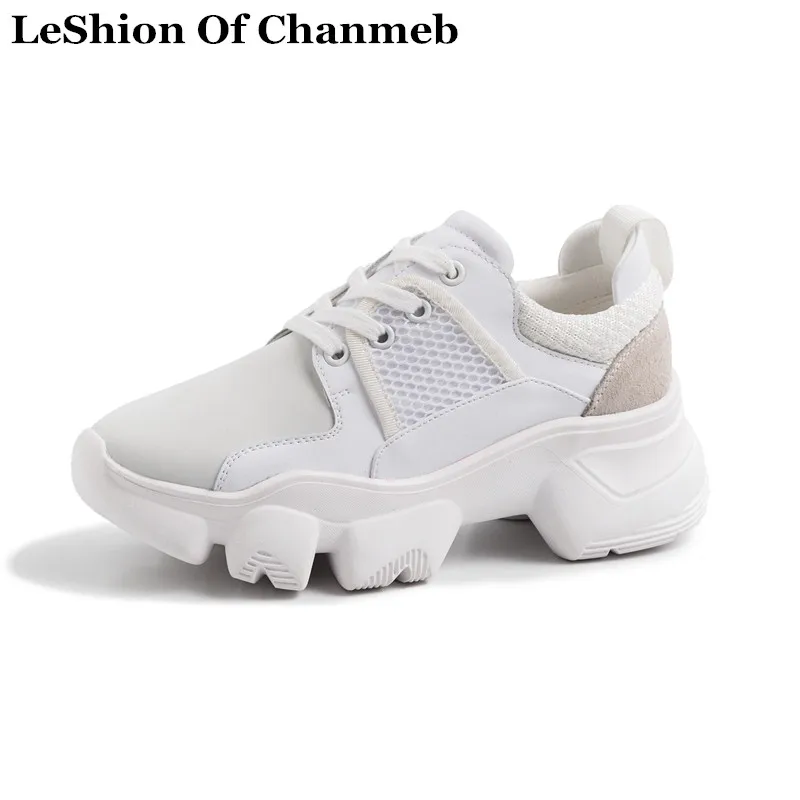 sapato feminino 2019 popular white chunky sneakers women's large size 42 lace up leisure shoes ladies platforms flats Loafers
sapato feminino 2019 popular white chunky sneakers women's large size 42 lace up leisure shoes ladies platforms flats Loafers