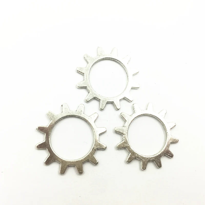 50Pcs Silver Tone Pendants Round Gearwheel Metal Craft Fashion Jewelry DIY Findings Charms 20mm
50Pcs Silver Tone Pendants Round Gearwheel Metal Craft Fashion Jewelry DIY Findings Charms 20mm