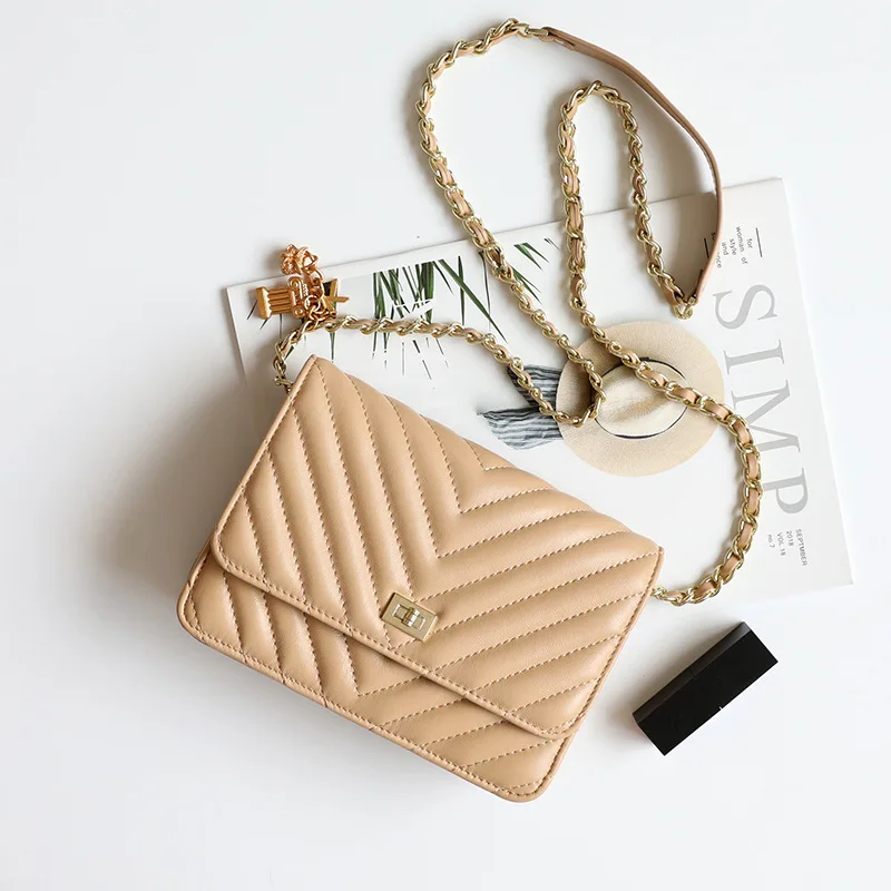 Genuine Leather Women Crossbody Bag Female Messenger Bag Lady Shoulder Bag Diamond Lattice Sheepskin Clutch Bag Luxury Design
Genuine Leather Women Crossbody Bag Female Messenger Bag Lady Shoulder Bag Diamond Lattice Sheepskin Clutch Bag Luxury Design