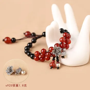 Vintage handmade nostalgic national wind agate bracelet red S925 silver accessories jewelry
Vintage handmade nostalgic national wind agate bracelet red S925 silver accessories jewelry