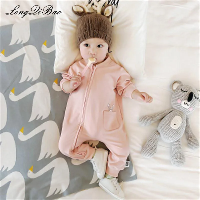 High quality newborn baby cotton printed jumpsuit cartoon baby romper children's jumpsuit spring and autumn models
High quality newborn baby cotton printed jumpsuit cartoon baby romper children's jumpsuit spring and autumn models