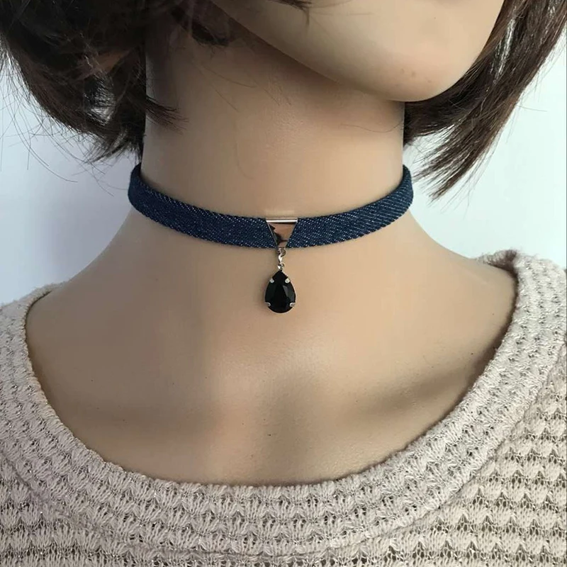 Fashion Chokers Charm Women Leopard Clavicle Chain Crystal Rhinestones Heart Pendant Necklace Female Girl Denim Jewelry
Fashion Chokers Charm Women Leopard Clavicle Chain Crystal Rhinestones Heart Pendant Necklace Female Girl Denim Jewelry
