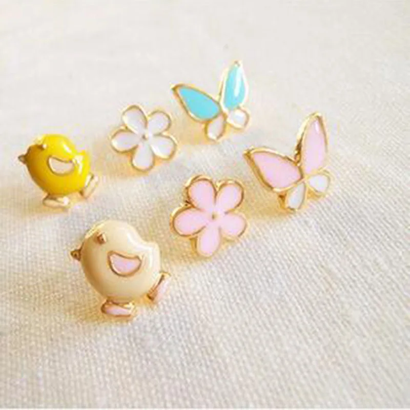 Grace Jun(TM) Korea Style Colorful Chick Flower Butterly Shape Enamel Clip on Earrings Without Piercing for Girls Party Jewelry
Grace Jun(TM) Korea Style Colorful Chick Flower Butterly Shape Enamel Clip on Earrings Without Piercing for Girls Party Jewelry