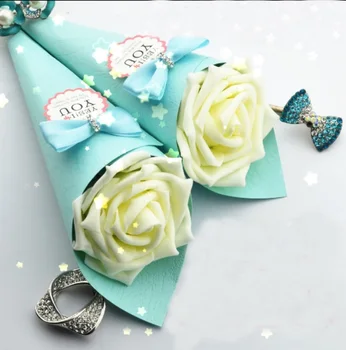 100 x Rose Cones Holder Bowknot Ice Cream DIY Blue Candy Boxes Gift Box Wedding Table Decoration Party Wedding Favor
100 x Rose Cones Holder Bowknot Ice Cream DIY Blue Candy Boxes Gift Box Wedding Table Decoration Party Wedding Favor