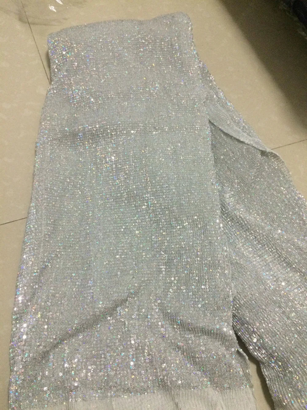 Fashion design sliver Cupion Lace / French net Lace Fabric 5Yards/pcs New arrival Z-han8127 African Cord Lace
Fashion design sliver Cupion Lace / French net Lace Fabric 5Yards/pcs New arrival Z-han8127 African Cord Lace