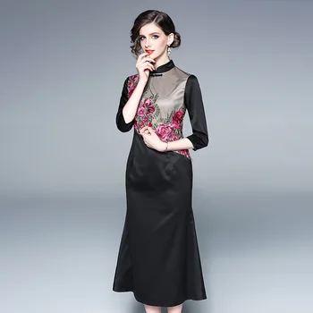 Cheongsam Dress Women 2019 Spring Summer Fashion Chinese style Embroidery Stand collar 3/4 sleeve Black Elegant Party Dress
Cheongsam Dress Women 2019 Spring Summer Fashion Chinese style Embroidery Stand collar 3/4 sleeve Black Elegant Party Dress