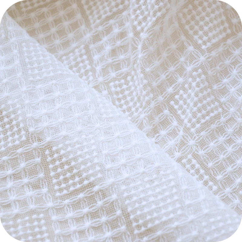 130*100cm mesh diamind flower embroidery lace fabric thickening embroidery Material fabrics for patchwork
130*100cm mesh diamind flower embroidery lace fabric thickening embroidery Material fabrics for patchwork