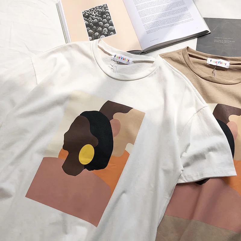 Vintage Abstract Painting Summer Women T Shirt Short Sleeved Korean Style Thin Round Neck Tee Shirt Tops
Vintage Abstract Painting Summer Women T Shirt Short Sleeved Korean Style Thin Round Neck Tee Shirt Tops