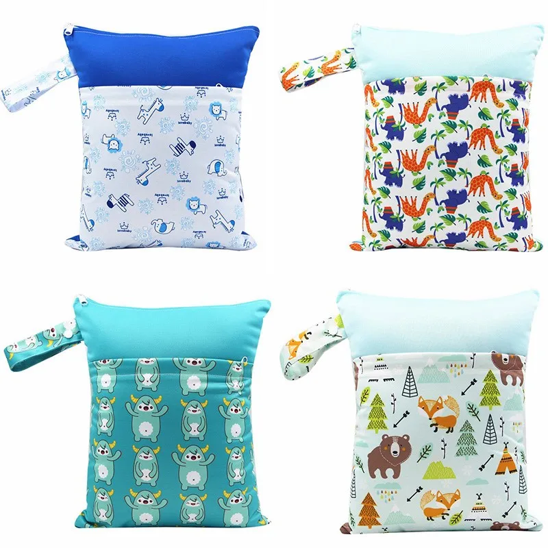 4PCS/SET Washable Reusable Waterproof diaper Nappies Bags Wet Bag 
4PCS/SET Washable Reusable Waterproof diaper Nappies Bags Wet Bag