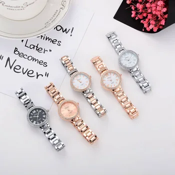 Women Alloy Quartz Watch Girls Rhinestones Round Clear Scale Dial Wristwatch Birthday Gift
Women Alloy Quartz Watch Girls Rhinestones Round Clear Scale Dial Wristwatch Birthday Gift