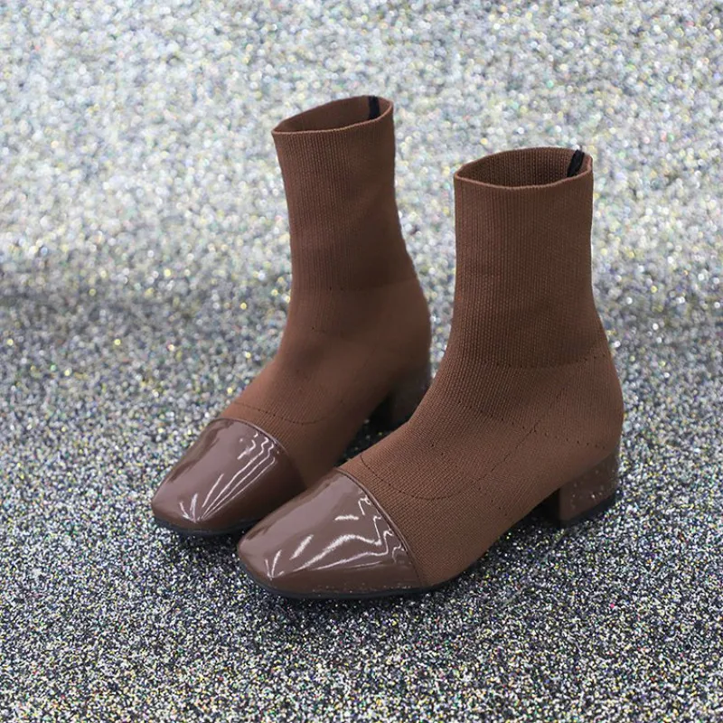 New Autumn Stretch Socks Boots Women Shoes Slip Ankle Boots Spring Winter Elegant Square High Heels Shoes Female
New Autumn Stretch Socks Boots Women Shoes Slip Ankle Boots Spring Winter Elegant Square High Heels Shoes Female