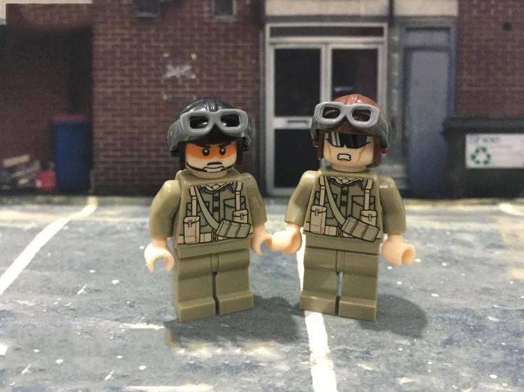 5 PCS/SET DIY Aviator Helmet Compatible Figures Military Police Weapon Army Soldier WW2 Building Block Brick Toy X186
5 PCS/SET DIY Aviator Helmet Compatible Figures Military Police Weapon Army Soldier WW2 Building Block Brick Toy X186
