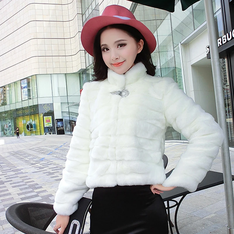 Savabien 2019 Autumn Winter Coat Women Elegant Long Sleeve Short Faux Fur Coat Stand Collar Furry Female Fur Coast Streetwear
Savabien 2019 Autumn Winter Coat Women Elegant Long Sleeve Short Faux Fur Coat Stand Collar Furry Female Fur Coast Streetwear