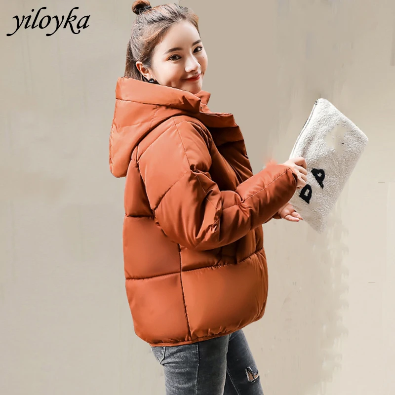 New Women Fashion Jackets Short Warm Coat Autumn Hooded Short Jacket New 2019 Ladies Parka Winter Coats Outwear Female Overcoat
New Women Fashion Jackets Short Warm Coat Autumn Hooded Short Jacket New 2019 Ladies Parka Winter Coats Outwear Female Overcoat
