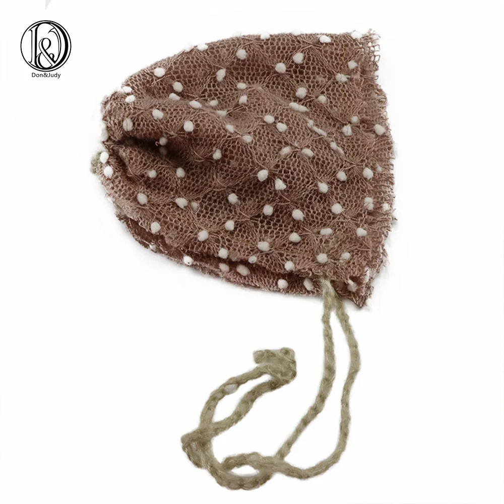Handmade Knit Bonnet with Small Bobble Dot Newborn Baby Girl Photo Shoot Props Photography Props
Handmade Knit Bonnet with Small Bobble Dot Newborn Baby Girl Photo Shoot Props Photography Props