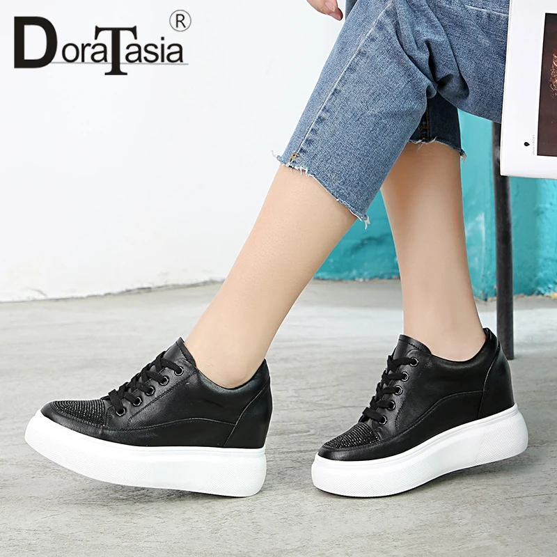 DORATASIA Ins Leisure Cow Genuine Leather Crystals Women Shoes Woman Casual Party Spring Flat Platform Sneakers Shoes Woman
DORATASIA Ins Leisure Cow Genuine Leather Crystals Women Shoes Woman Casual Party Spring Flat Platform Sneakers Shoes Woman