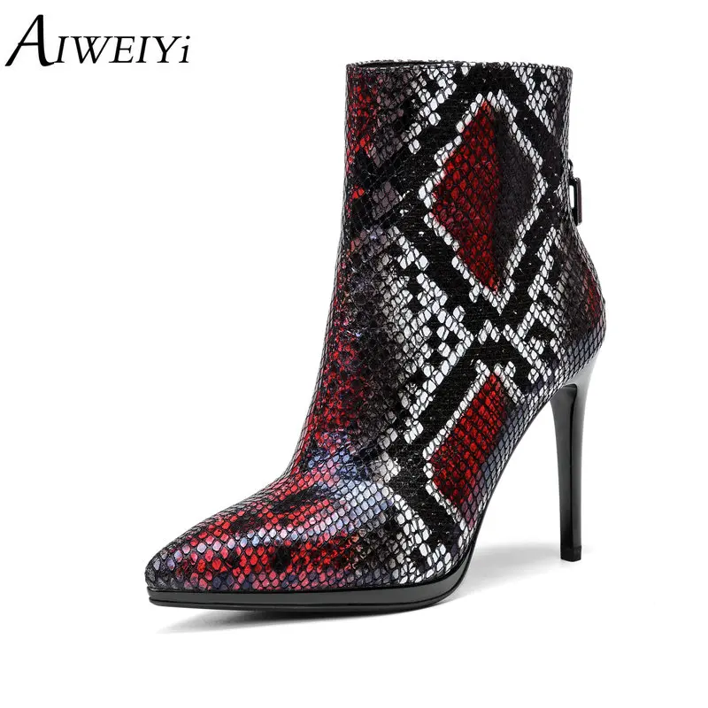 AIWEIYi Winter Boots Women Genuine Leather Pointed Toe Ankle Boots Stiletto High Heels Boots Platform Elevator Warm Shoes Woman 
AIWEIYi Winter Boots Women Genuine Leather Pointed Toe Ankle Boots Stiletto High Heels Boots Platform Elevator Warm Shoes Woman
