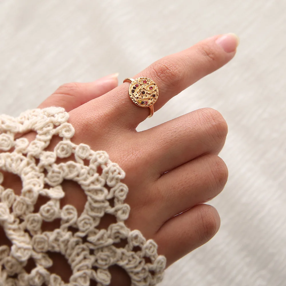 2019 New Minimalist Colorful Rhinestone Engraved Sun Moon Evil Eye Gold Rings For Women Vintage Cocktail Rings For Party
2019 New Minimalist Colorful Rhinestone Engraved Sun Moon Evil Eye Gold Rings For Women Vintage Cocktail Rings For Party